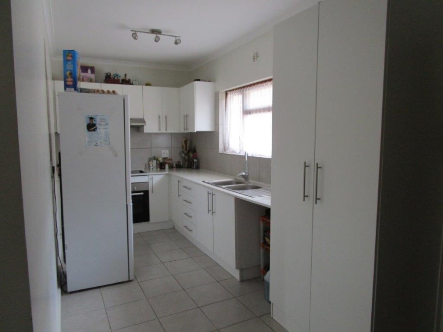 2 Bedroom Property for Sale in Wynberg Western Cape